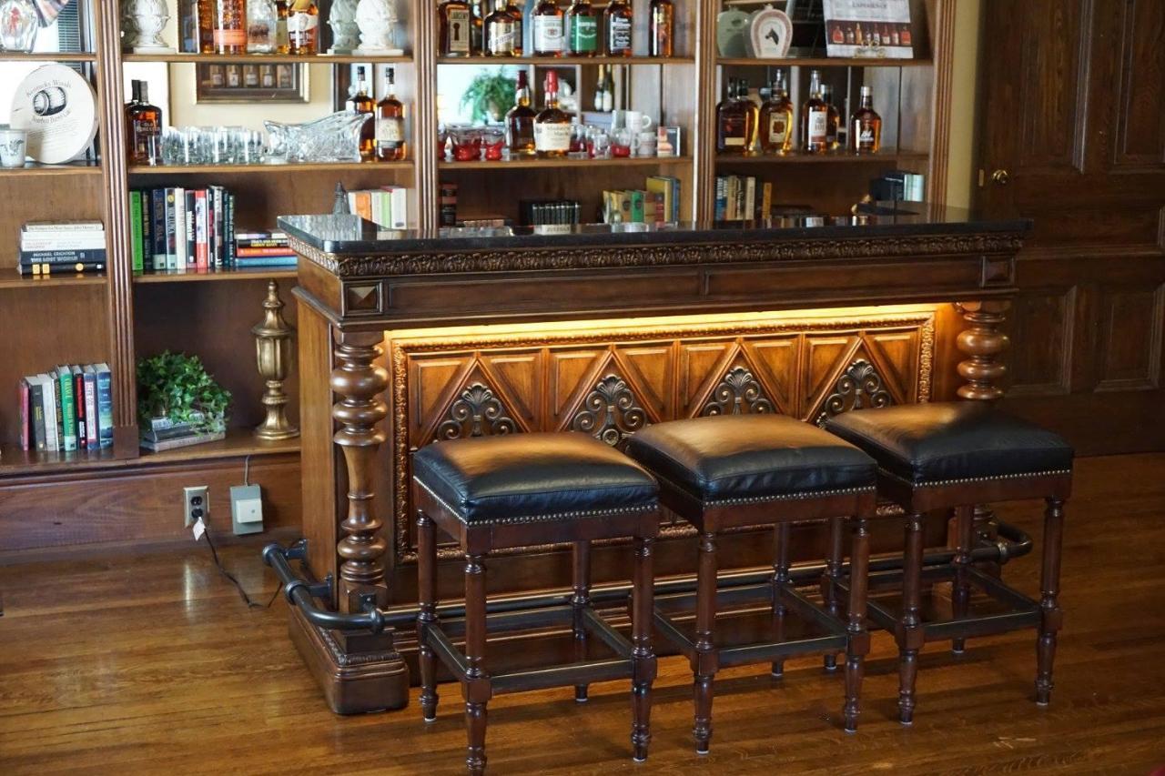 Louisville Bourbon Inn Exteriér fotografie